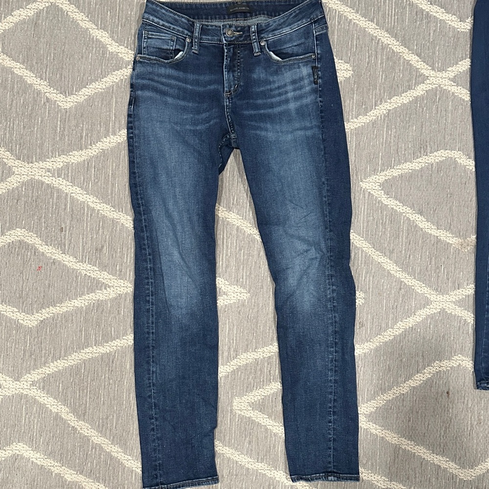 Silver Jeans Avery slim size 28? (Missing tag) Dark Blue Skinny Jeans for Women